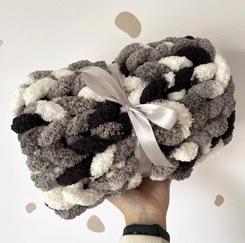 PRE-ORDER* Super Chunky Hand-Knitted Baby Blanket (Liquorice