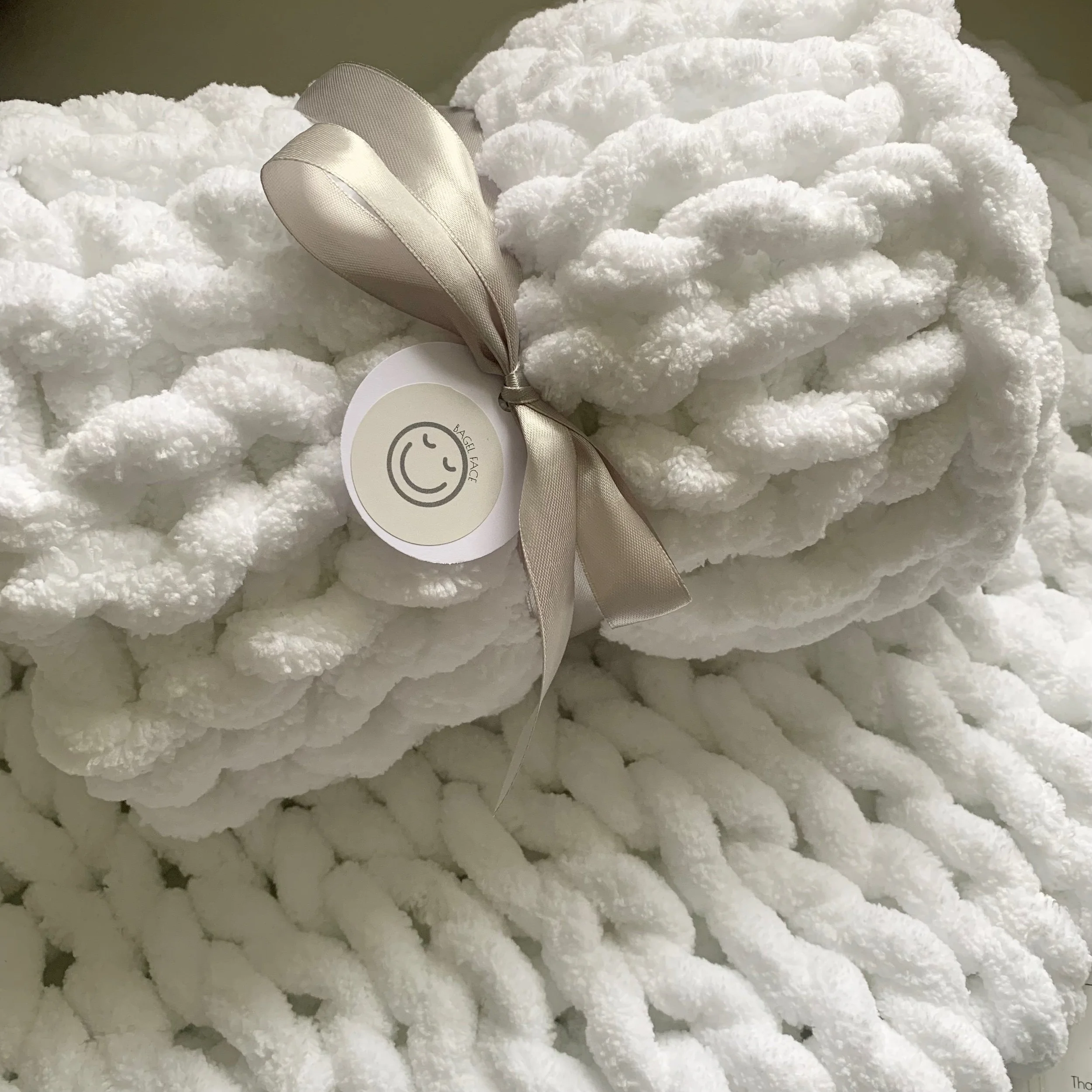 09D074DC-0571-47EF-B70A-43B24A7CA2A9