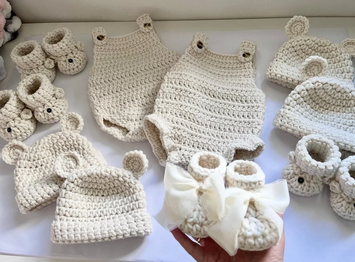 Happy Sunday! ☀️ After a lovely weekend I&rsquo;m spending the evening getting ready for another busy week. Lots of romper sets to make, blankets &amp; comforters to make &amp; restock and there&rsquo;s been lots of Christmas orders coming in so I&rs