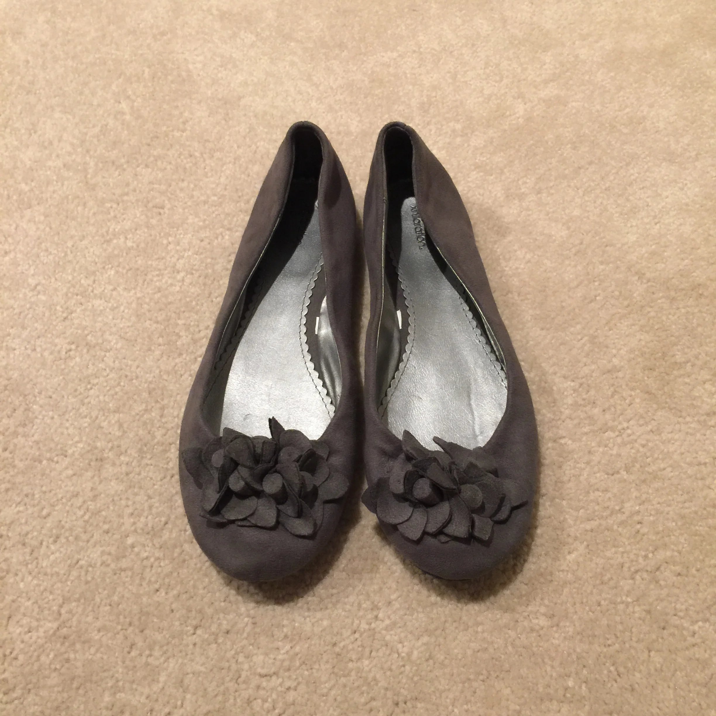 xhilaration - Size 11 (Flats)
