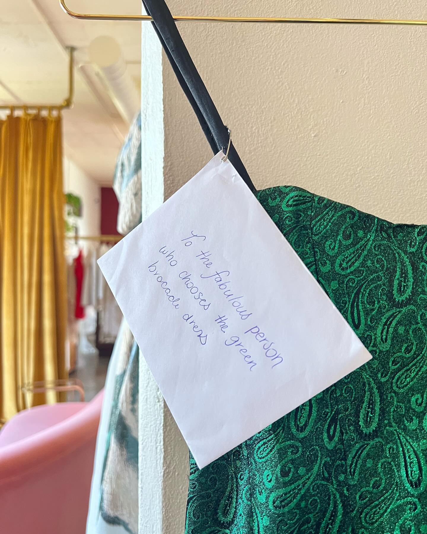 Swipe for the sweetest story time ~ it&rsquo;s Prom Project weekend over here at #asentimentalshop and the donations have been so generous 💕 But among all the pretty pieces, was this handmade dress and personal note to the shopper, wishing them well