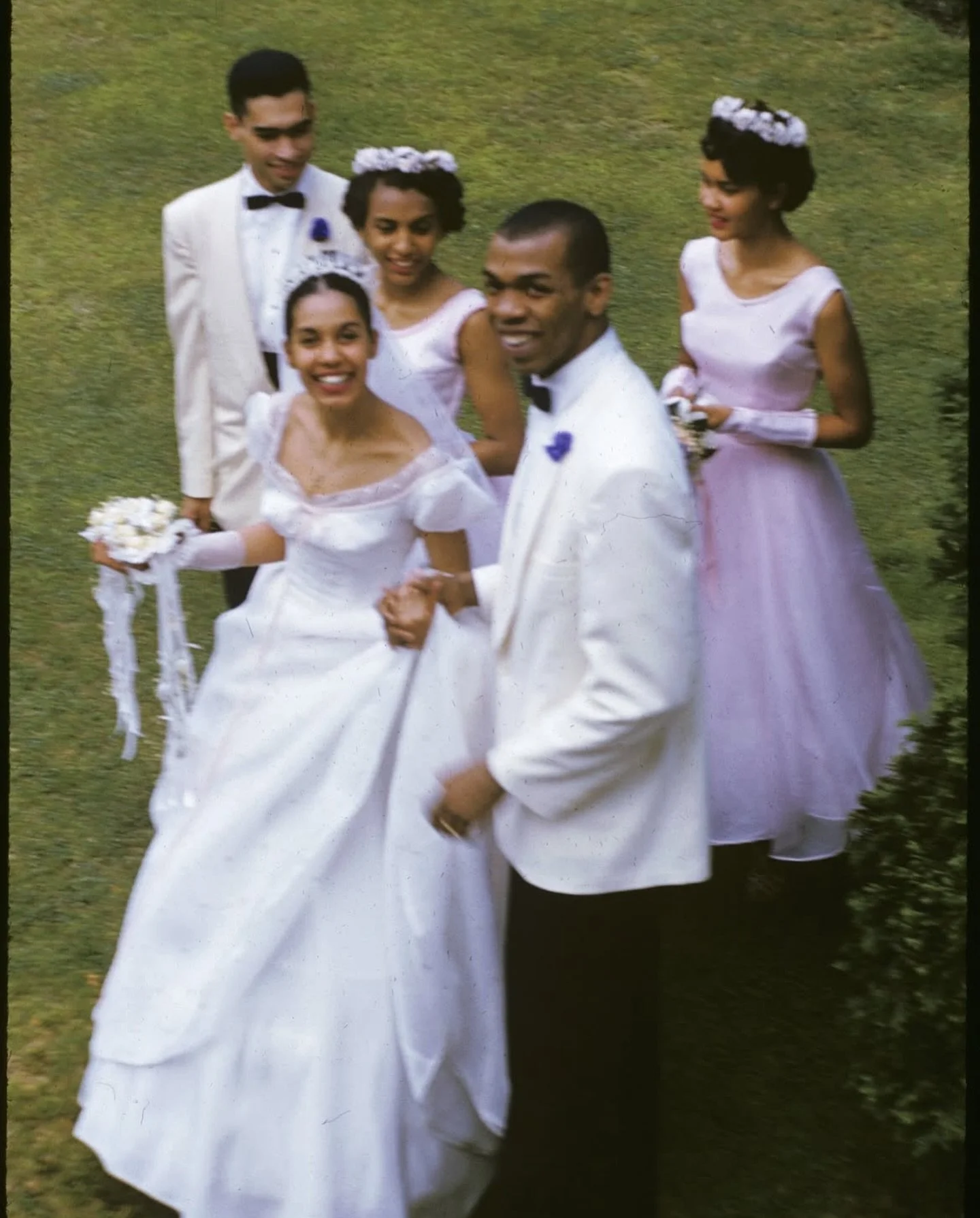 Hands up 🙌 Who is getting married this month?!? Spring is upon us and we cannot wait to see all our April brides get sentimental and married their one 🫶