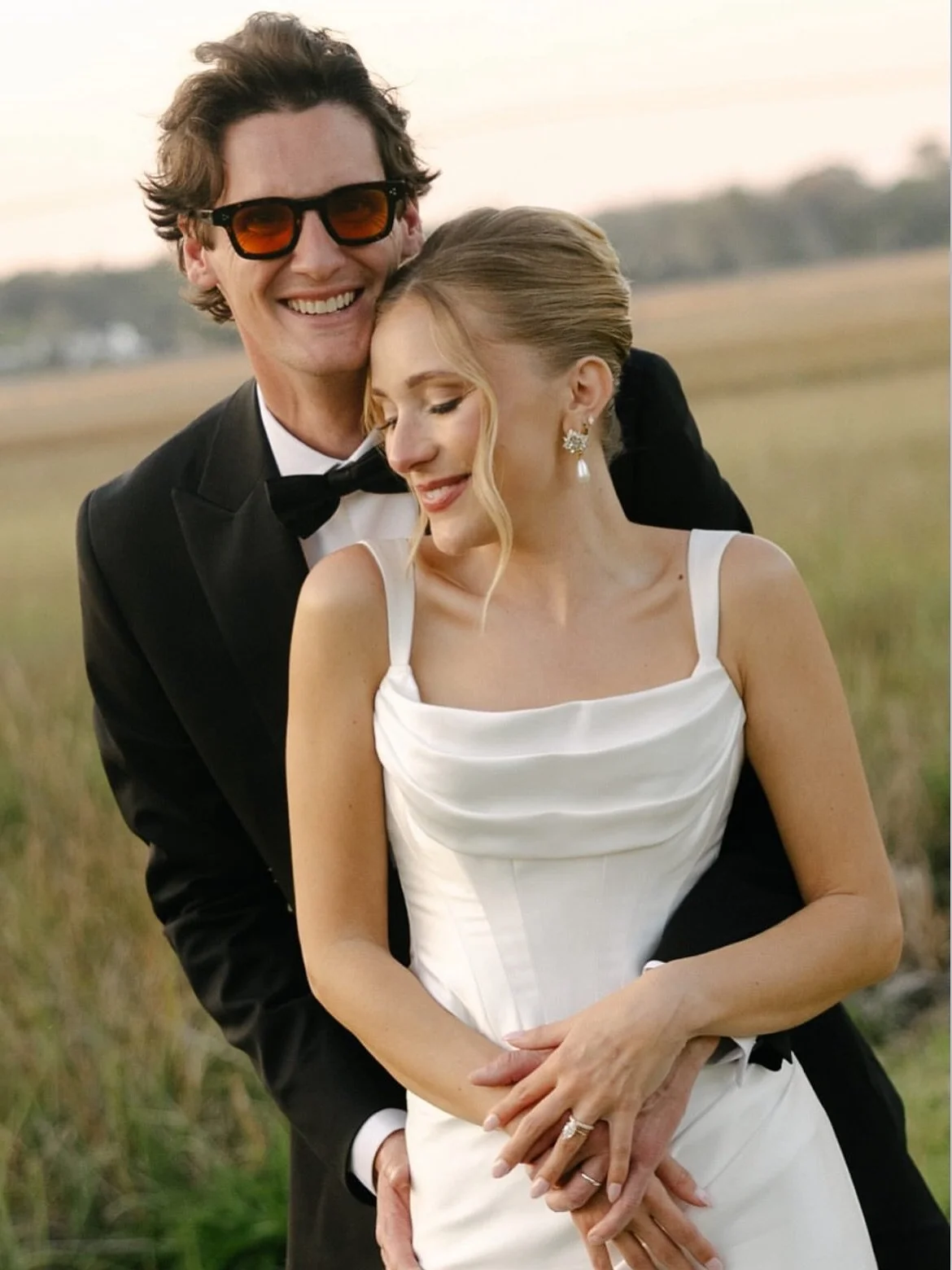 Swipe to see the skirt change 💕 #asentimentalbride wearing separates by @rebecca_schoneveld 🫶 @stefaniekeeler 📸