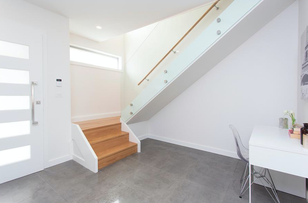 Hedlund St Stairs.png