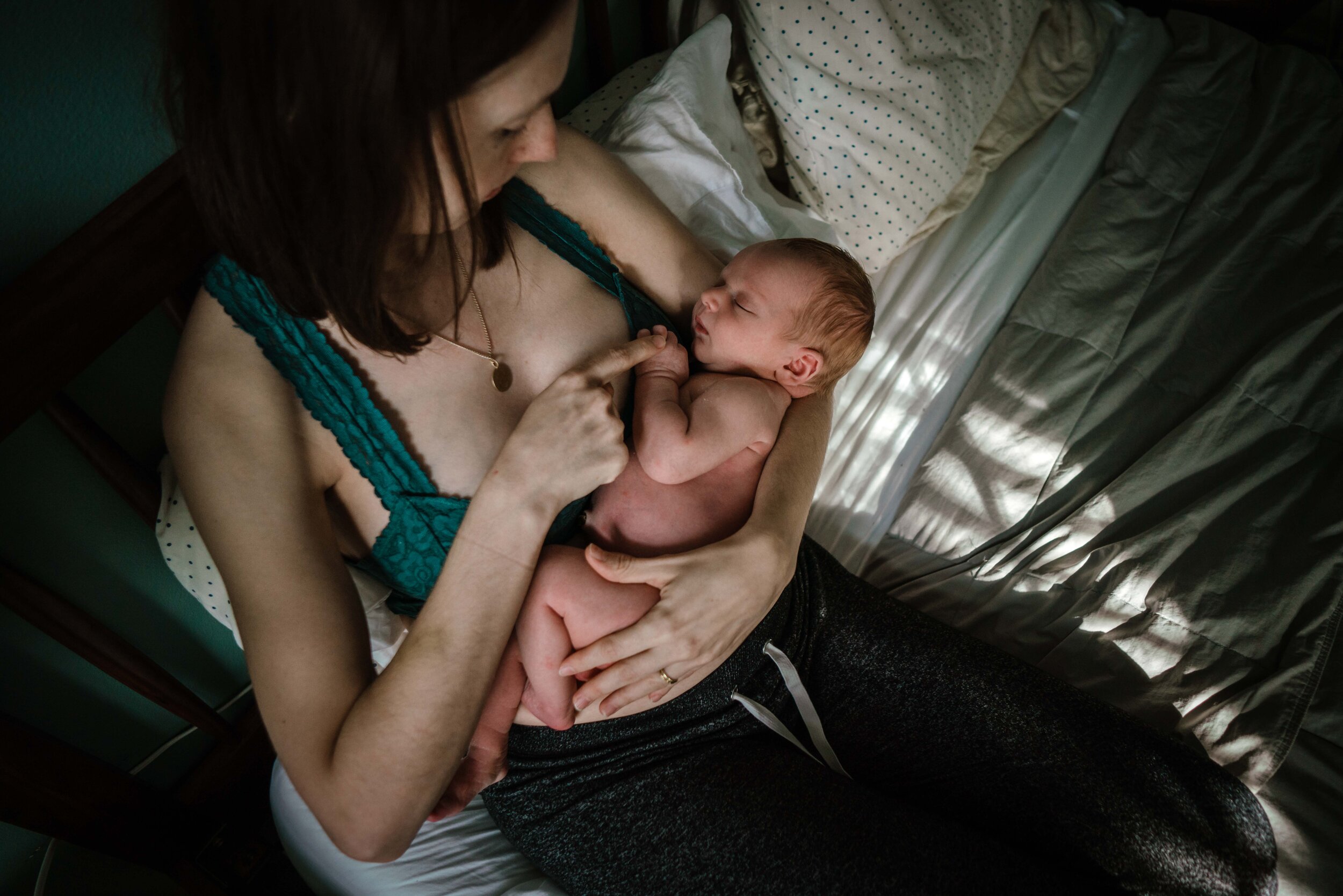 minneapolis-birth-photographer-and-doula