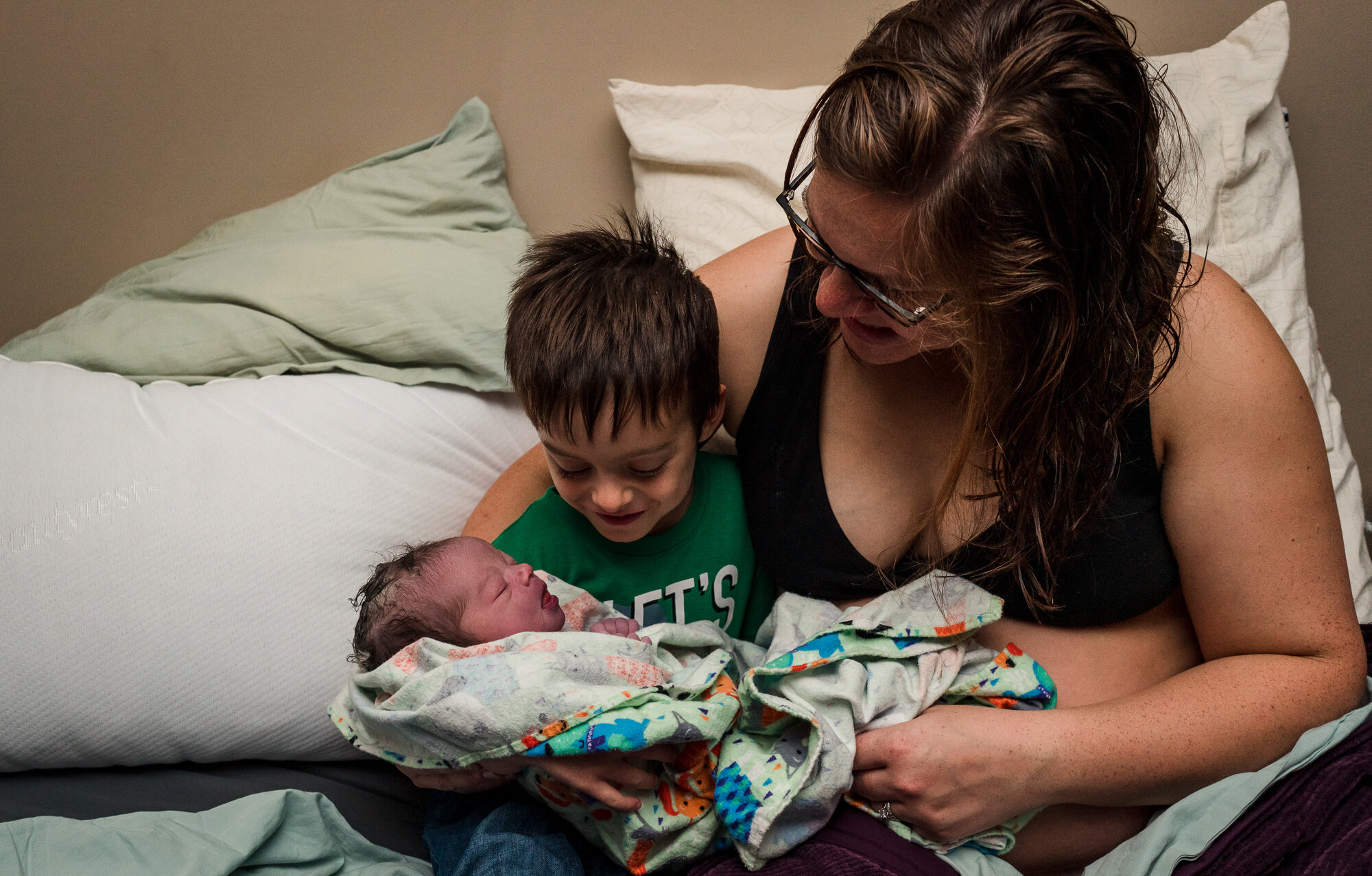 Gather Birth Cooperative- Doula Support and Birth Photography in Minneapolis - March 31, 2020 - 082705.jpg