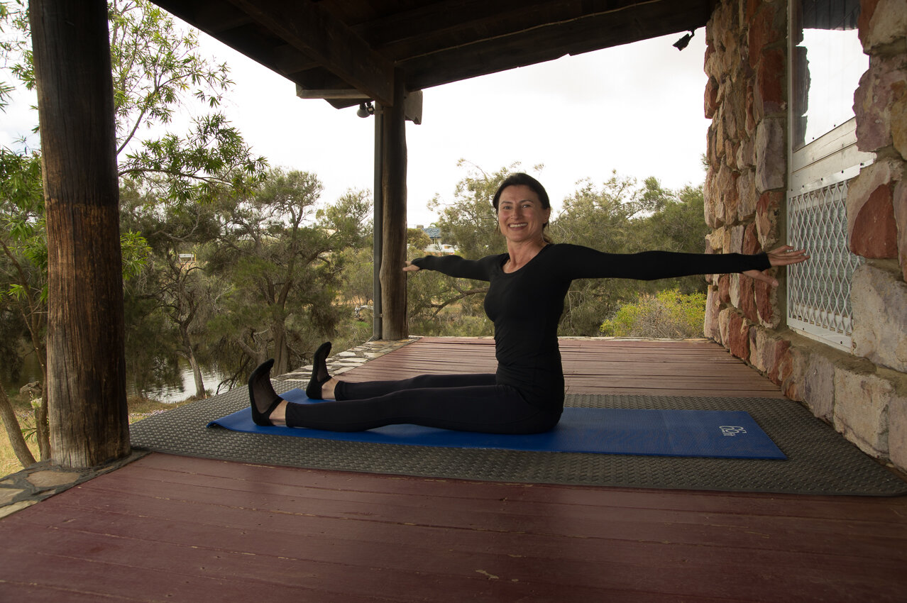 Try these daily Pilates exercises in 15 minutes | Active Pilates