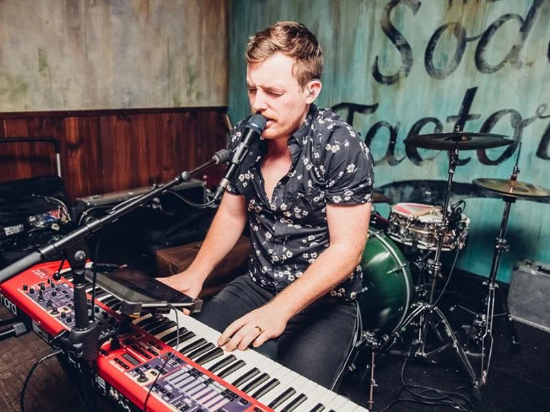 liam-cooper-music-singer-piano-bar-club-venue-shows-dates-elton-john-billy-joel-live-kings-of-the-keys-2.jpg