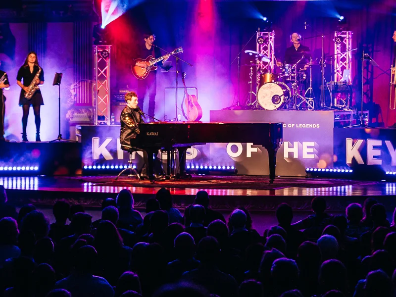 liam-cooper-music-singer-piano-bar-club-venue-shows-dates-elton-john-billy-joel-live-kings-of-the-keys-3.jpg