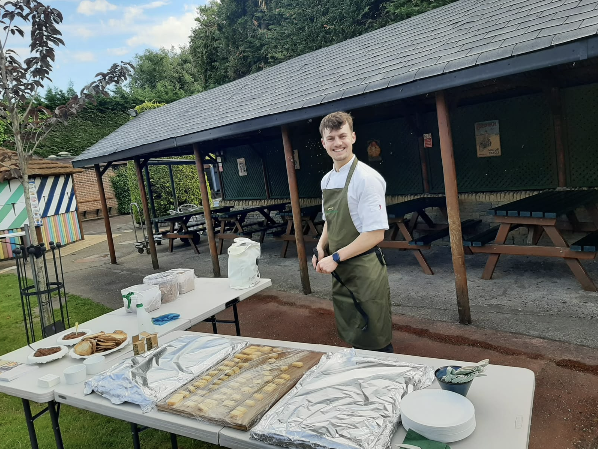 Al Fresco Dining Award | Recent Charity Event | Travel Lunch Club