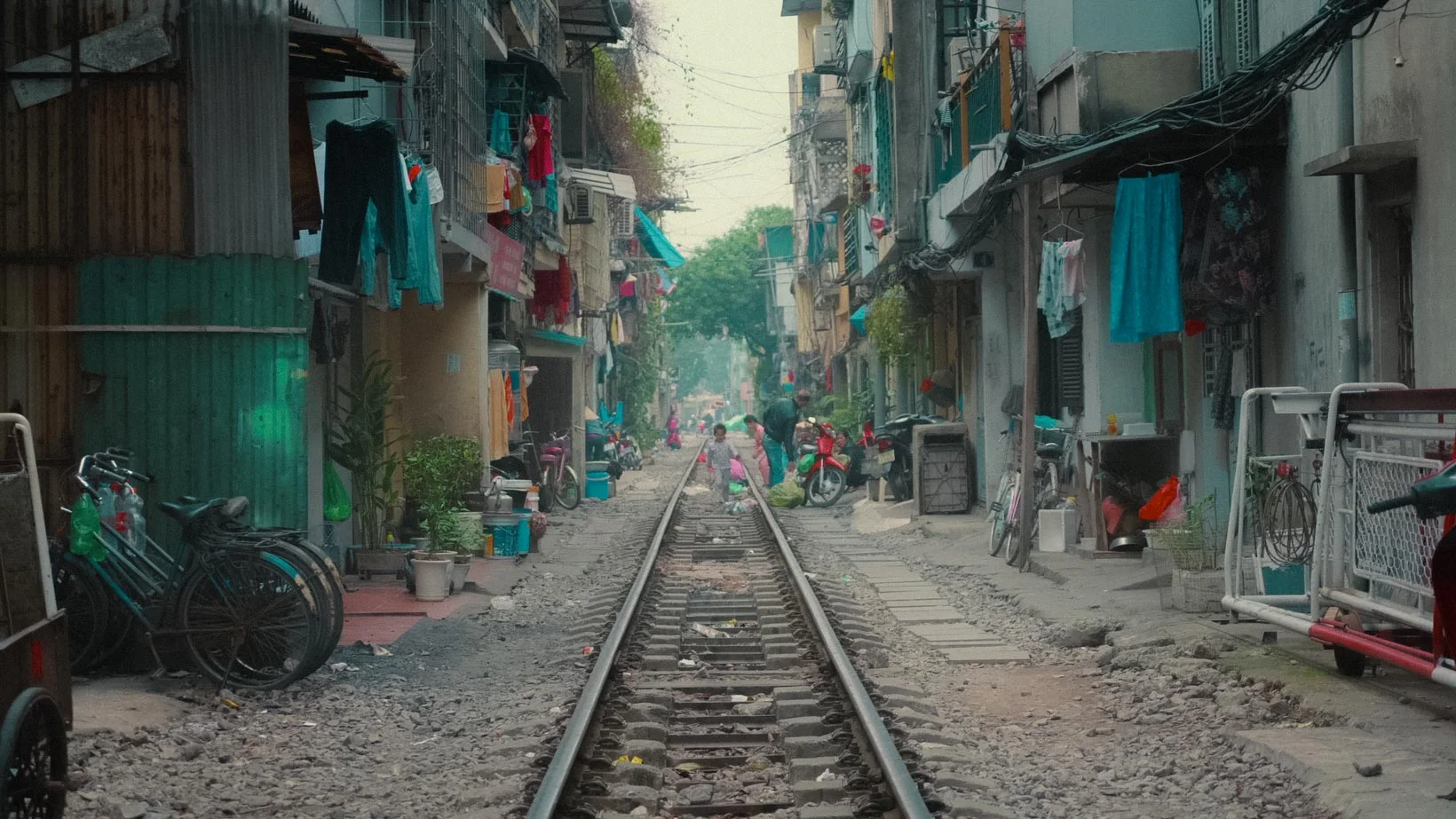 RUE_Stills_CC-00012.jpg