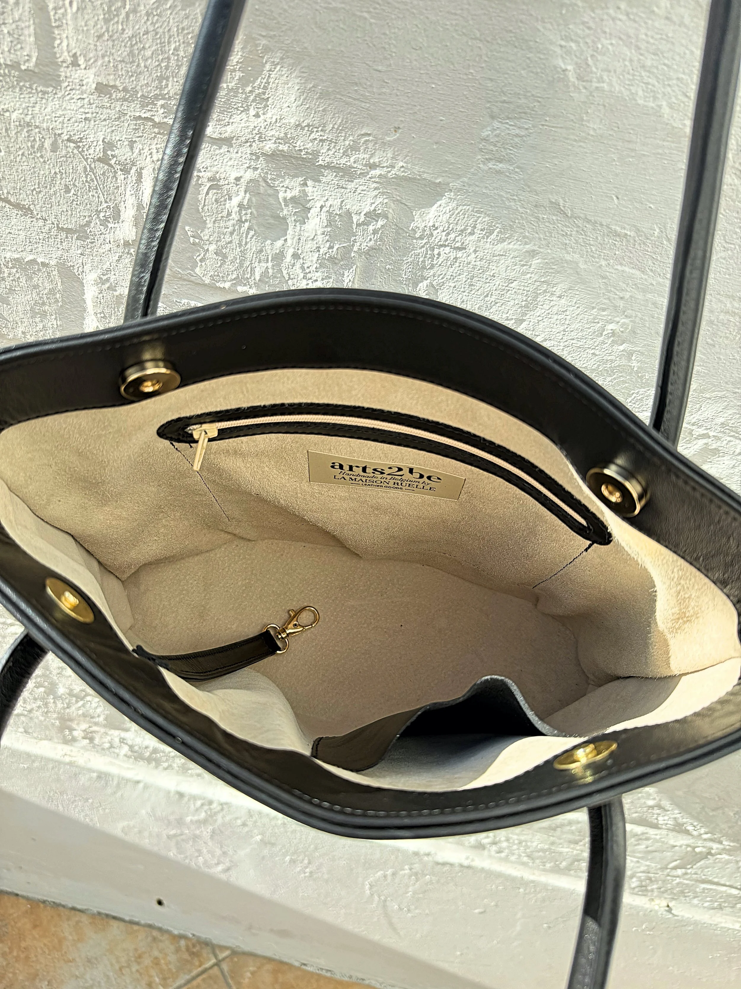 Intérieur du sac Lara en veau noir