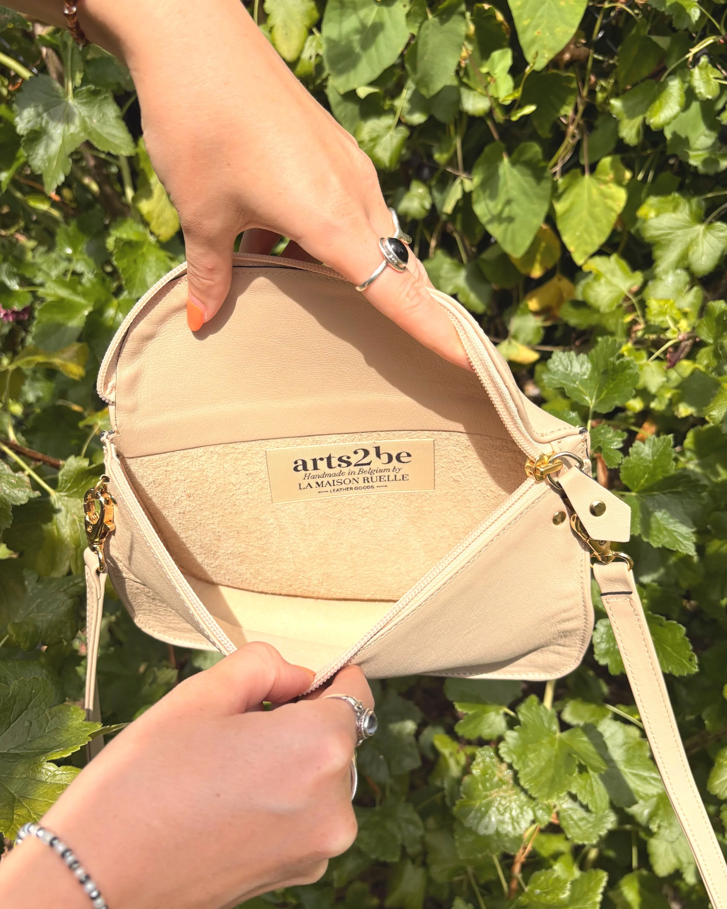Sac Stéphanie cuir beige intérieur
