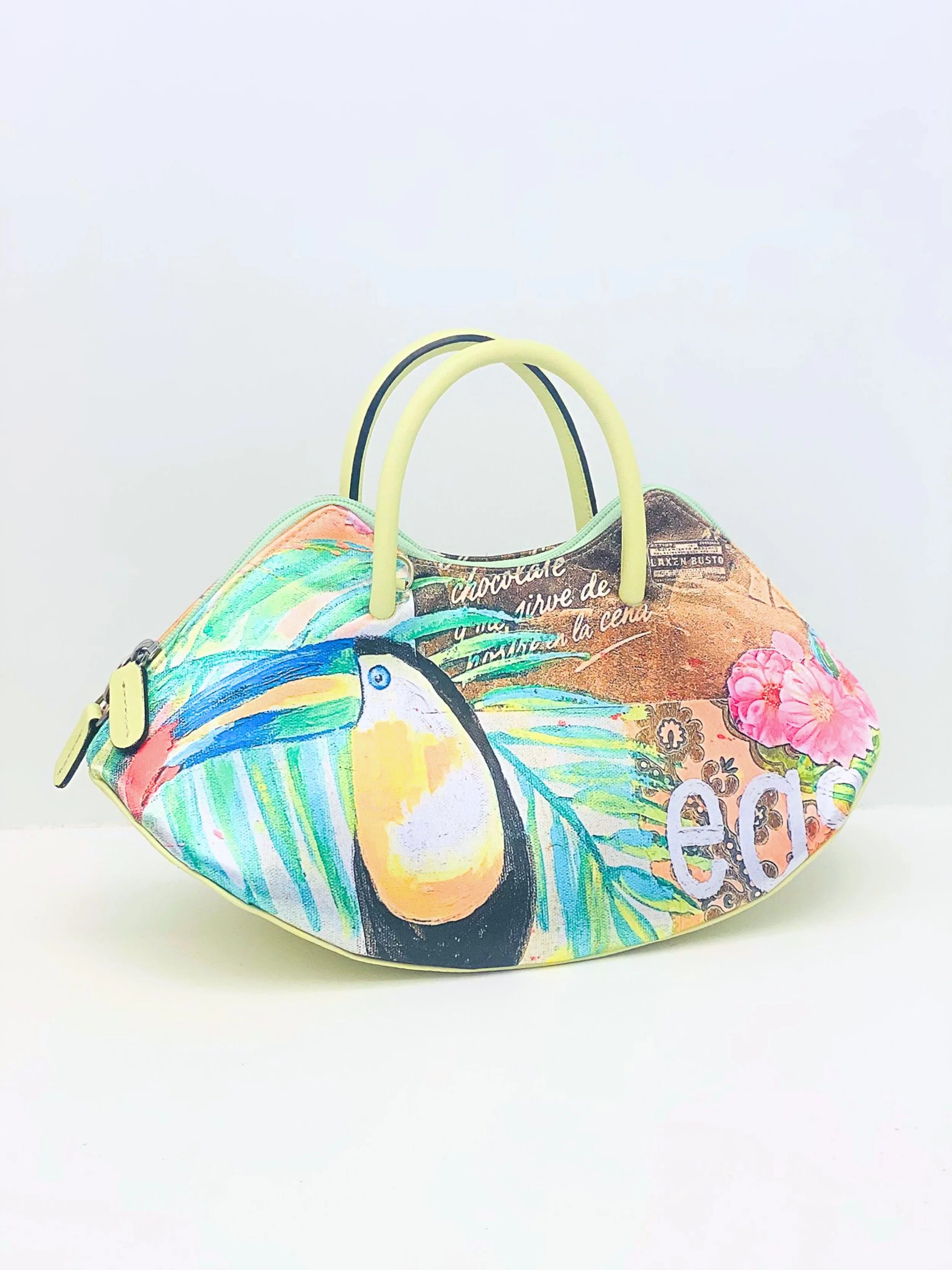 Sac arts2be x Awardt, veau citron vert, oeuvre Maria Burgaz