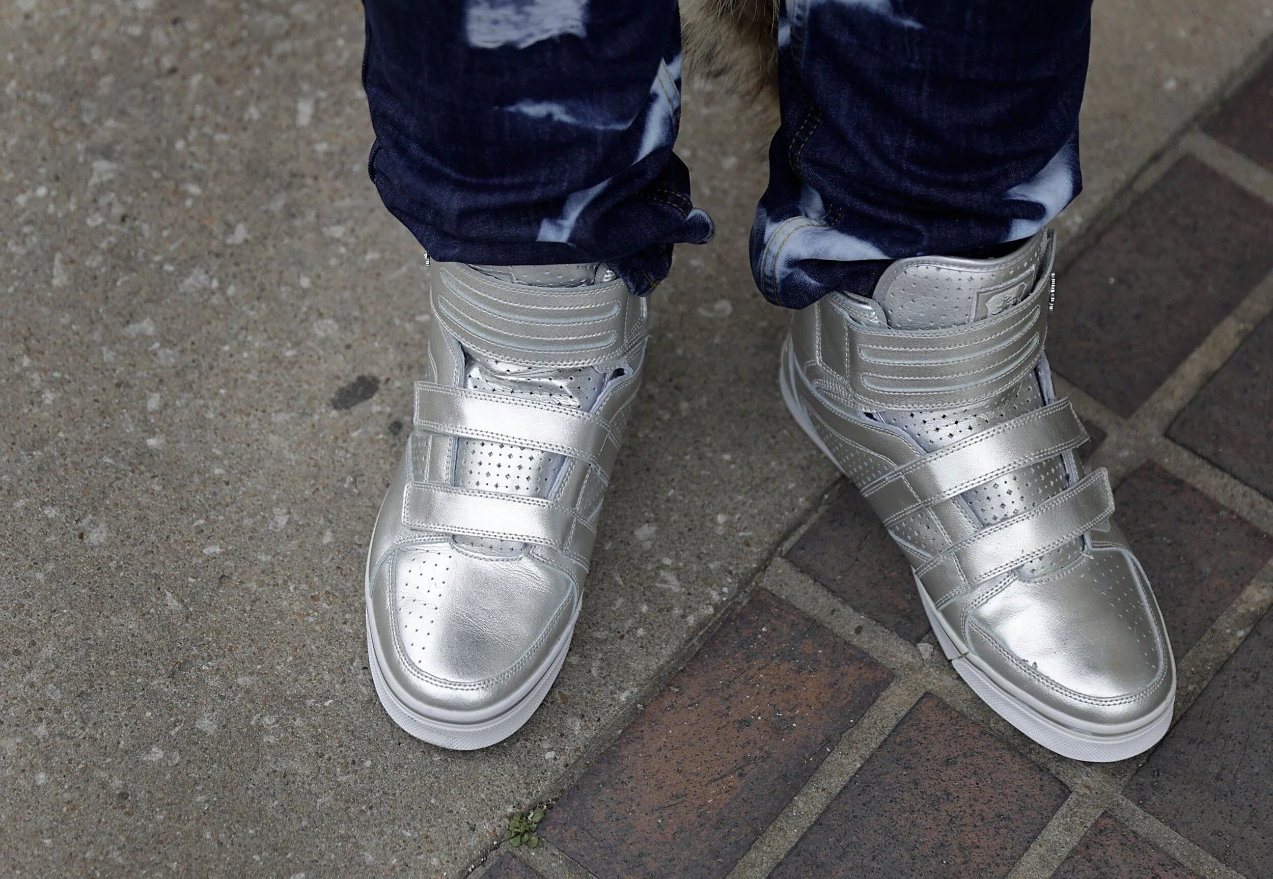 Talking to Strangers 0035.JPG