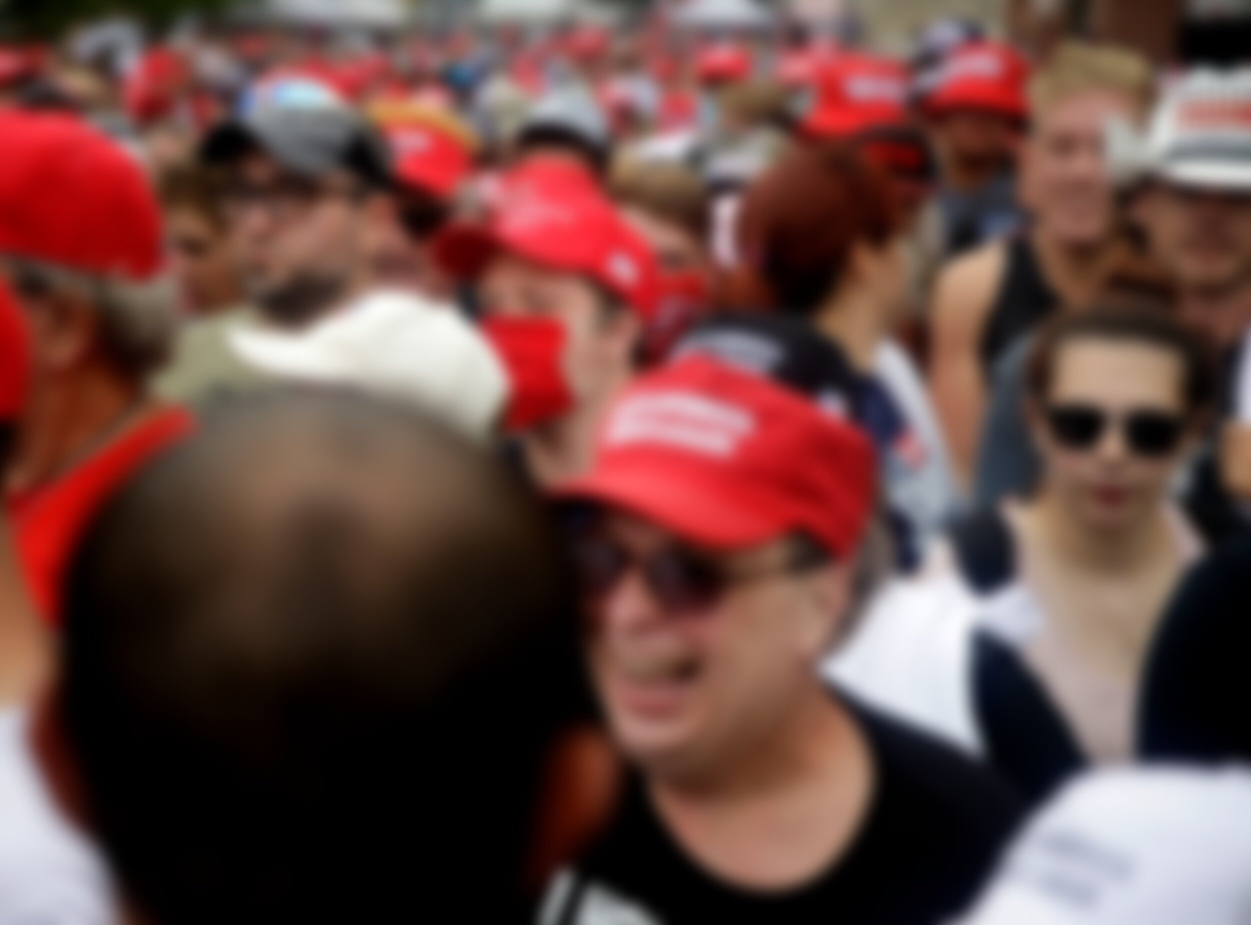 On the perimeter of presidential politics 