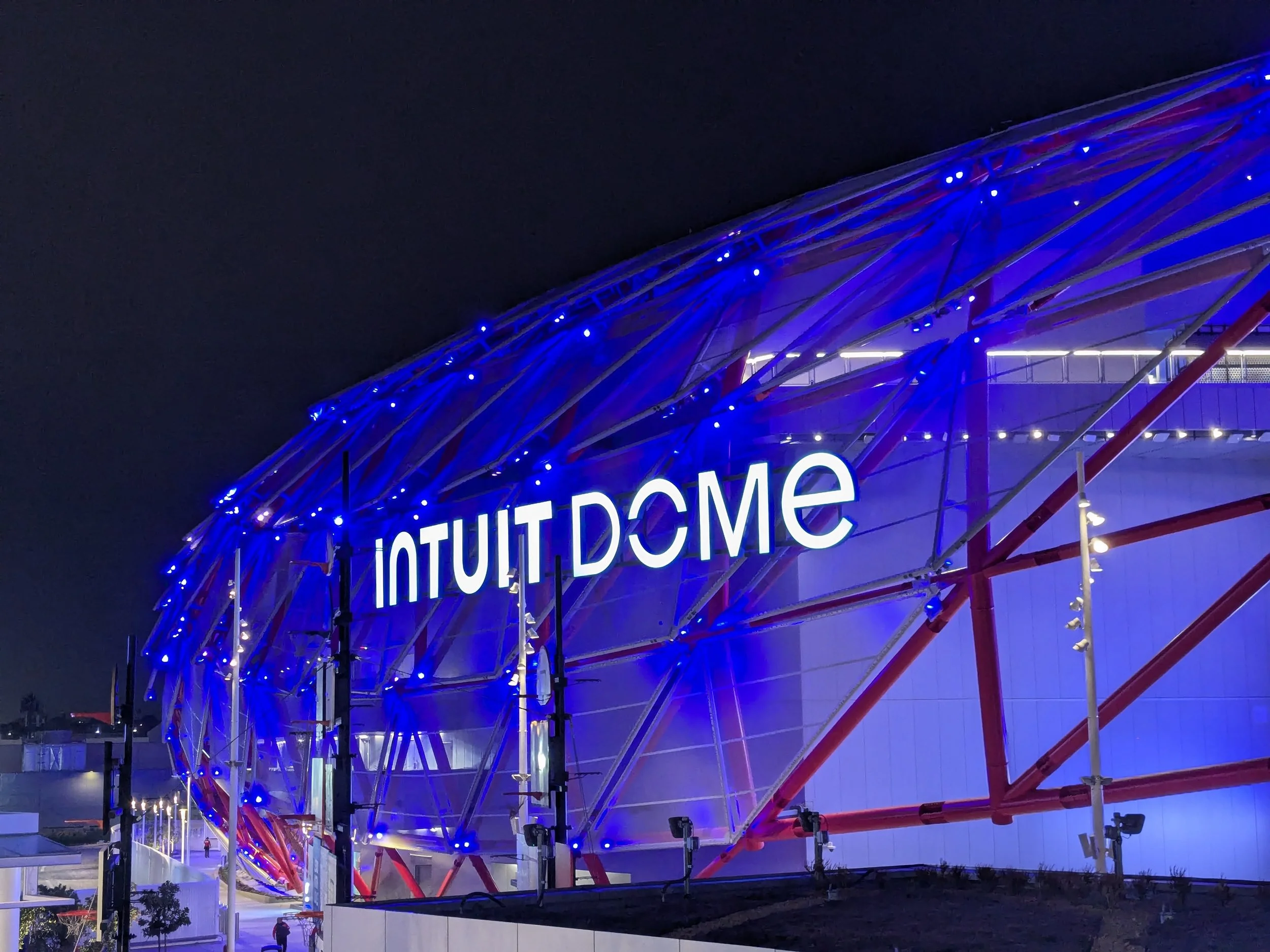 Intuit_Dome_Façade.jpg