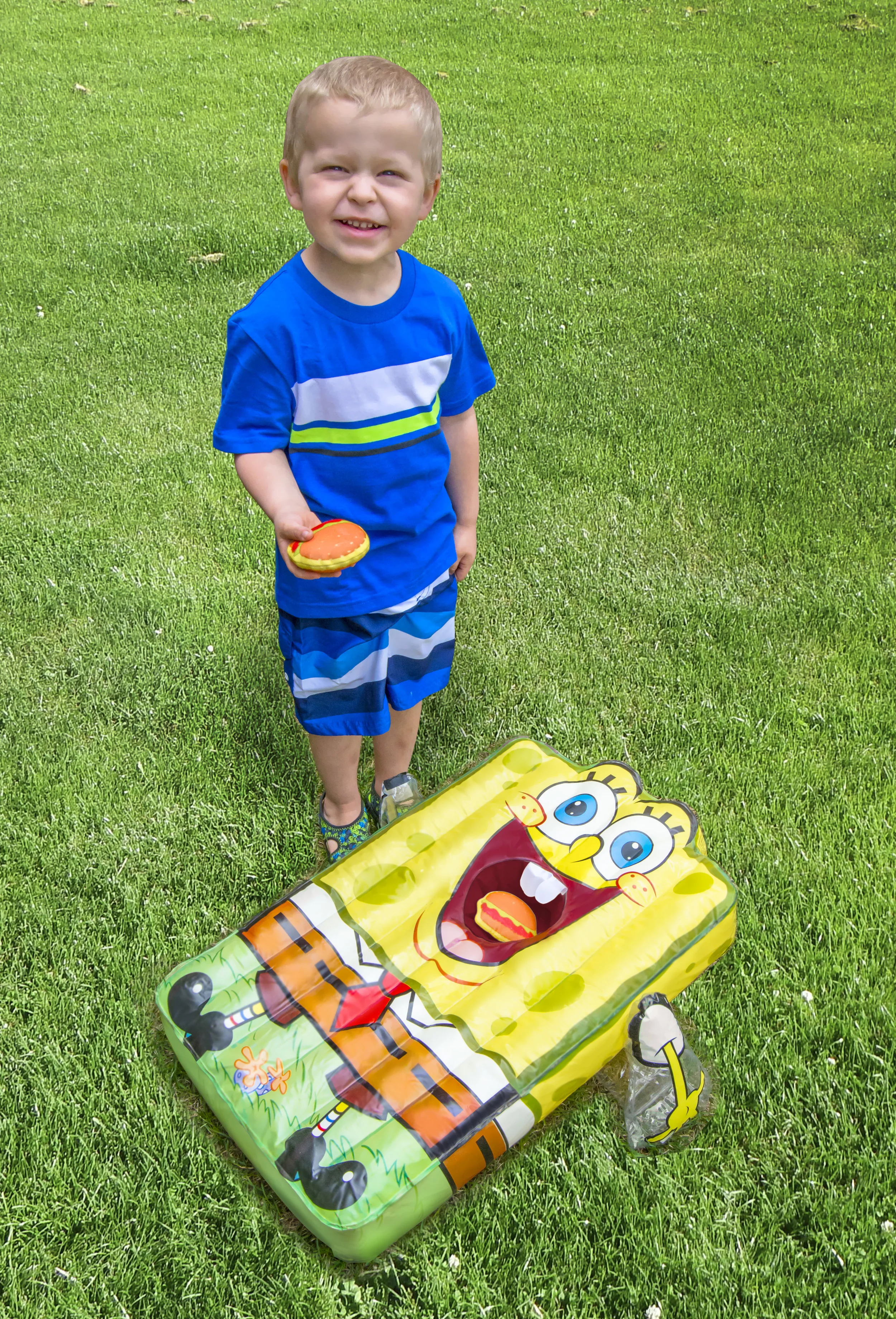 Spongebob Bag Toss - Lifestyle.jpg