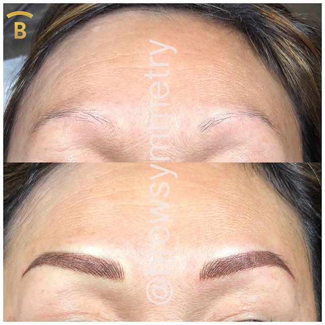 Combo brows for my client. Love the look of the microbladed hairstrokes with ombr&eacute; powder brows. 😍 .
.
.
.
.
.
.
.
#beforeandafter #summer #wakeupwithmakeup #workout #sweatproof #waterproof #microblading #powderombrebrows #combobrows #eyeline