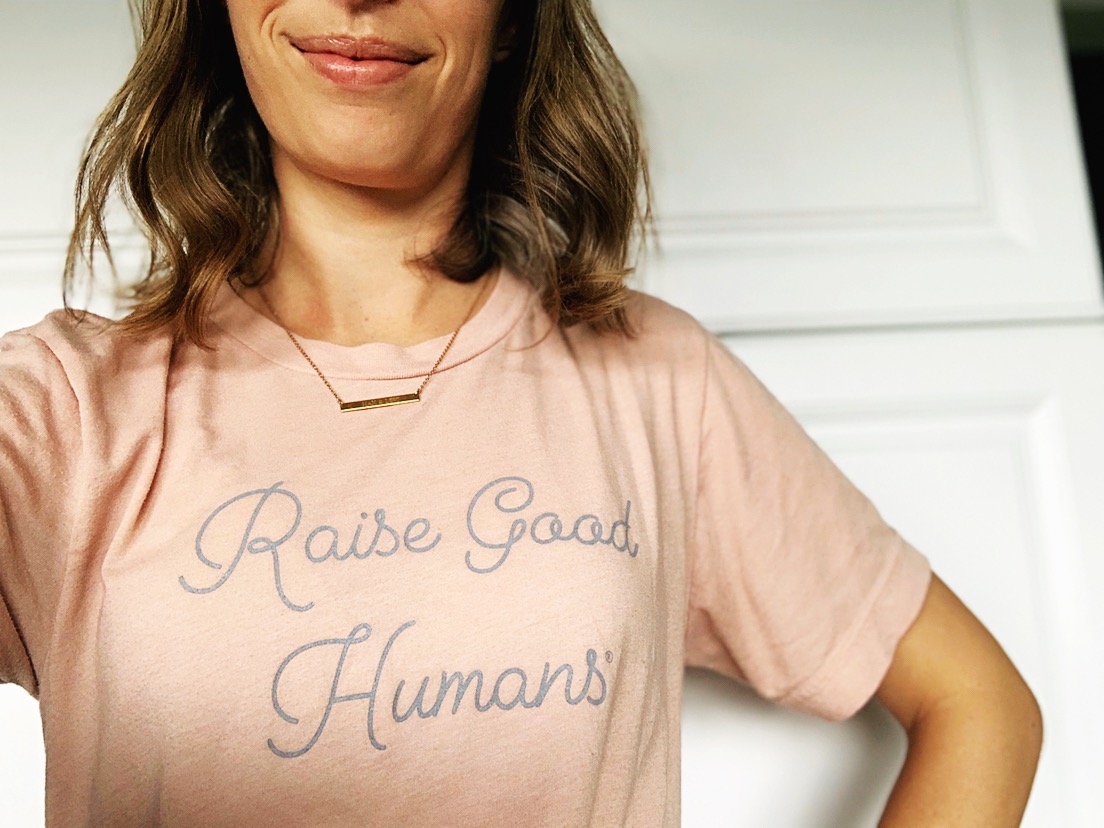 Raise Good Humans – How to Teach Your Kids to Spread Kindness