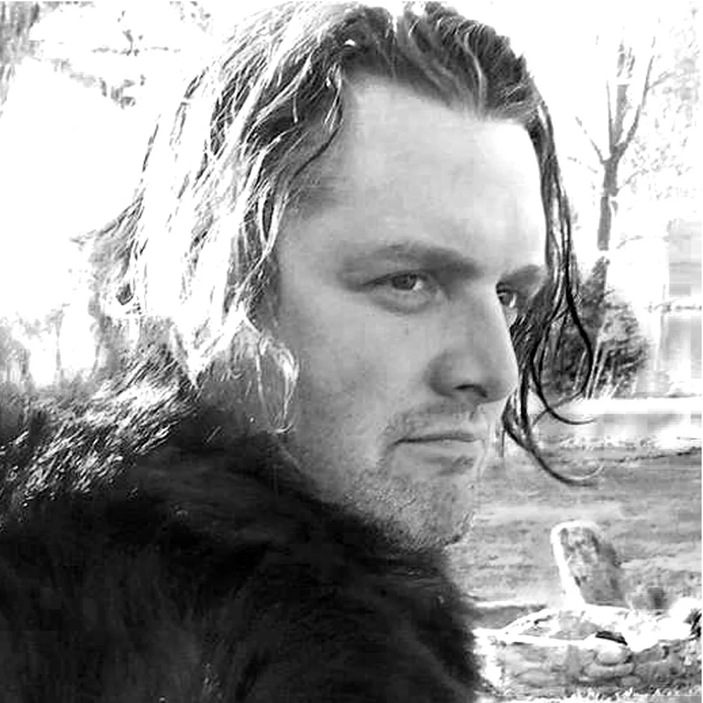 gabe-bw.jpg