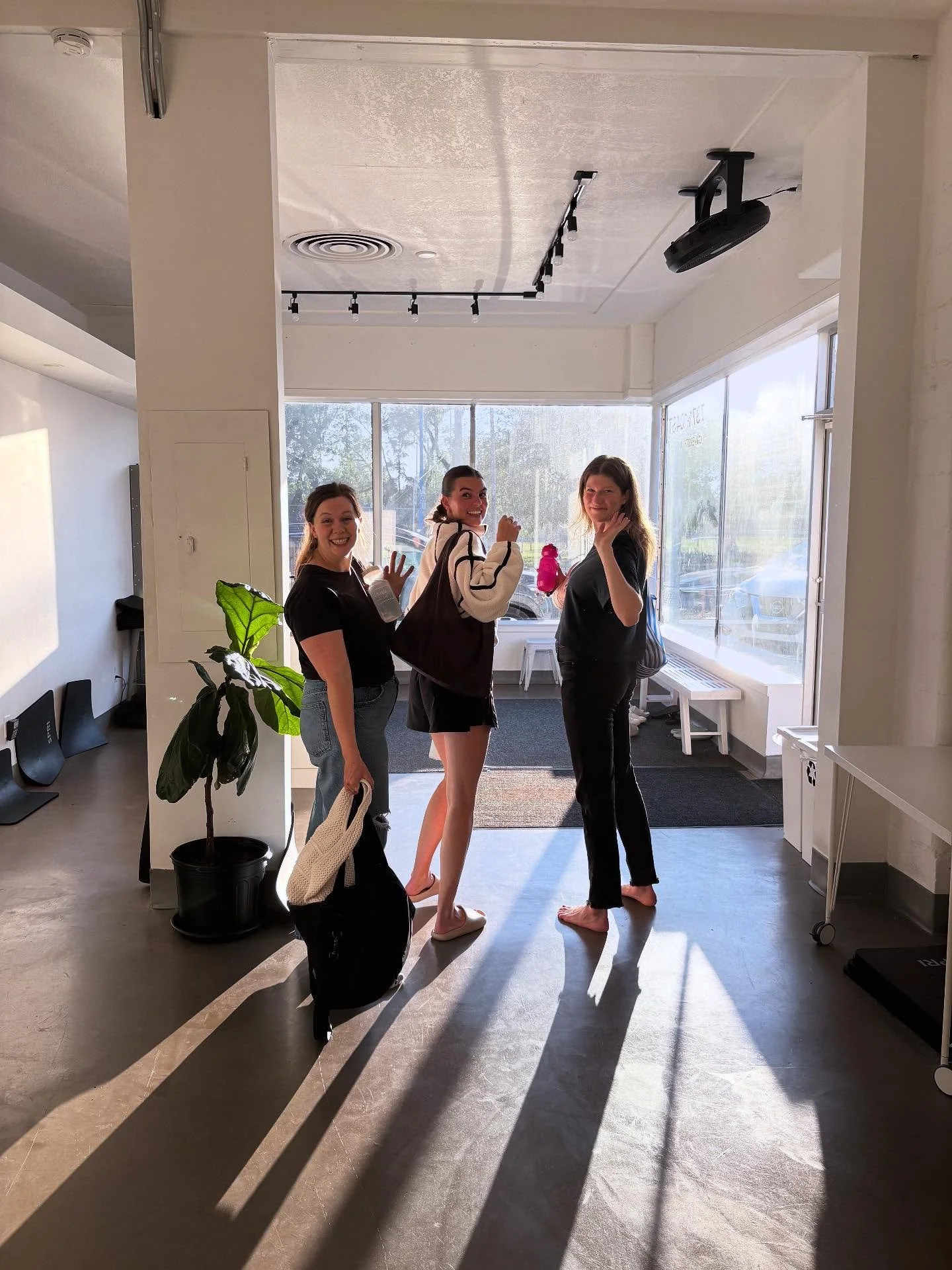 When the workout was only PART ONE of the hangout plans&hellip;. K bye!!!!! 😙🔋🍽️🐒