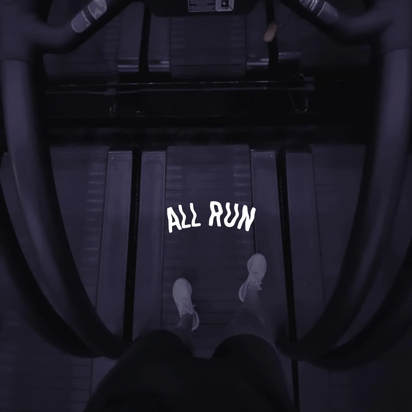 We have an ALL RUN on the schedule next week 😗🔍 Wednesday November 19 at 7pm with @bridgettemauer !!!! 
 In this class we will be on the treadmills for approximately 40 minutes total. A little bit of a longer warm up, 3 run segments, and capped off