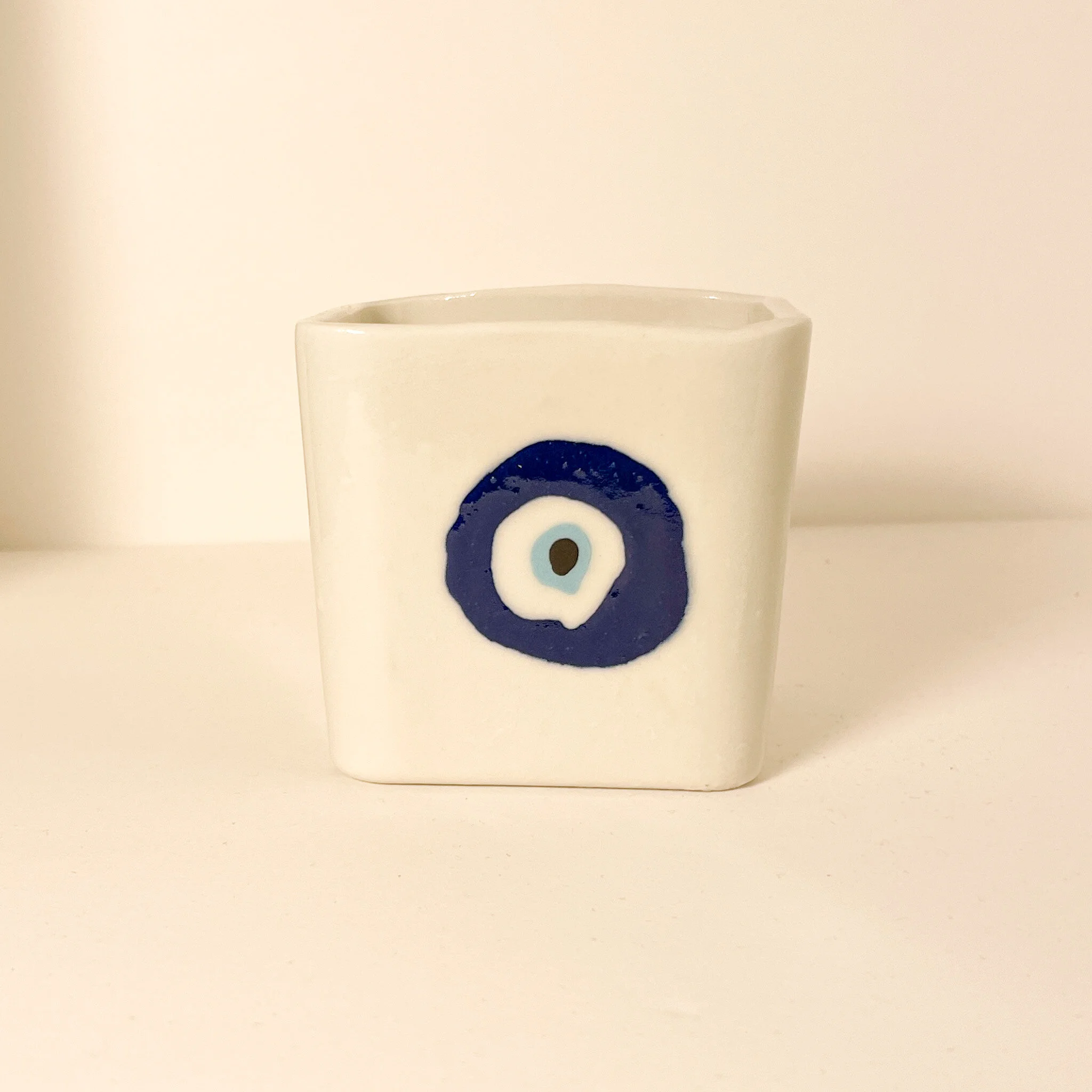 5EF25F80-DAB7-4351-A48A-A381FF3A1BBE