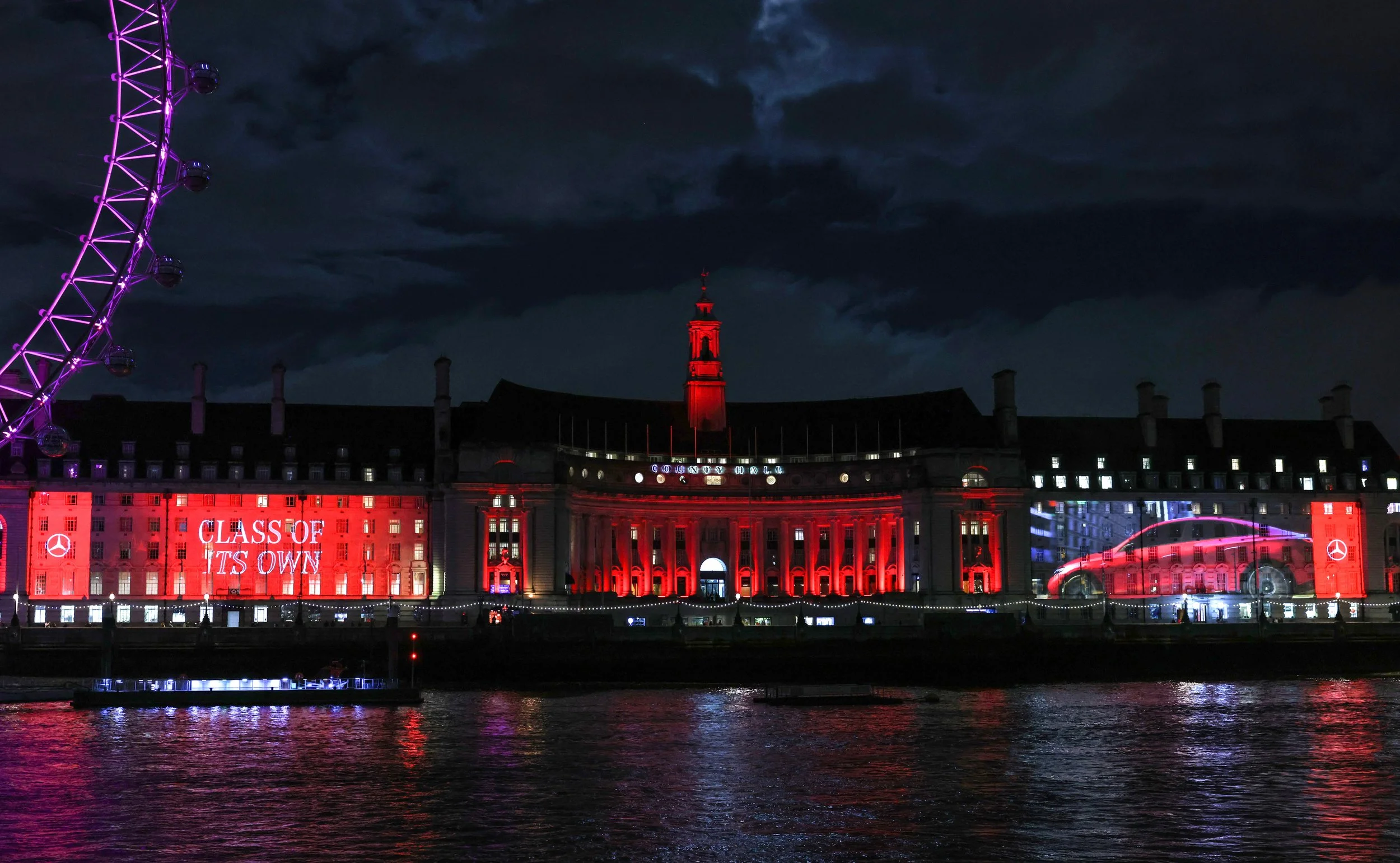 Mercedes-Benz CLA launch light projection on County Hall, London