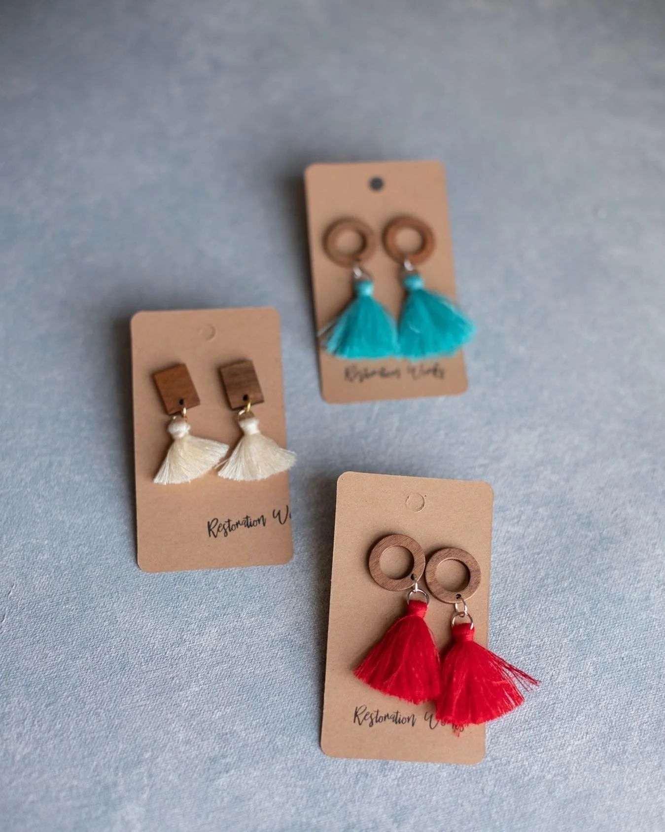 Which of these earrings is your favorite? Comment below!
⠀⠀⠀⠀⠀⠀⠀⠀⠀
#restorationworks #communityofhope #program #restoration #works #handmade #hopeforthehomeless #hope #homeless #workforthehomeless #homelessinhuntsville #homelessinalabama #homelessina