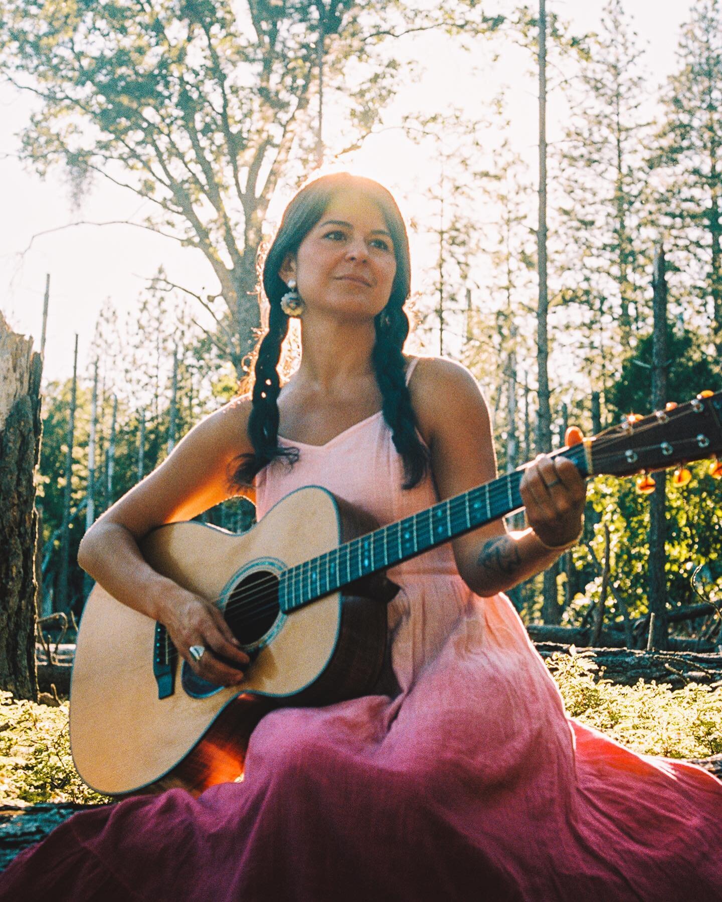 THIS FRIDAY 5/12 8 PM. We are excited to have @marieesiou performing on stage at lilleaeske. Mariee Sioux of Eastern European and Hispanic Ancestry is a healing singer, wordsmith, and visionary artist, channeling and transmitting medicinal qualities 