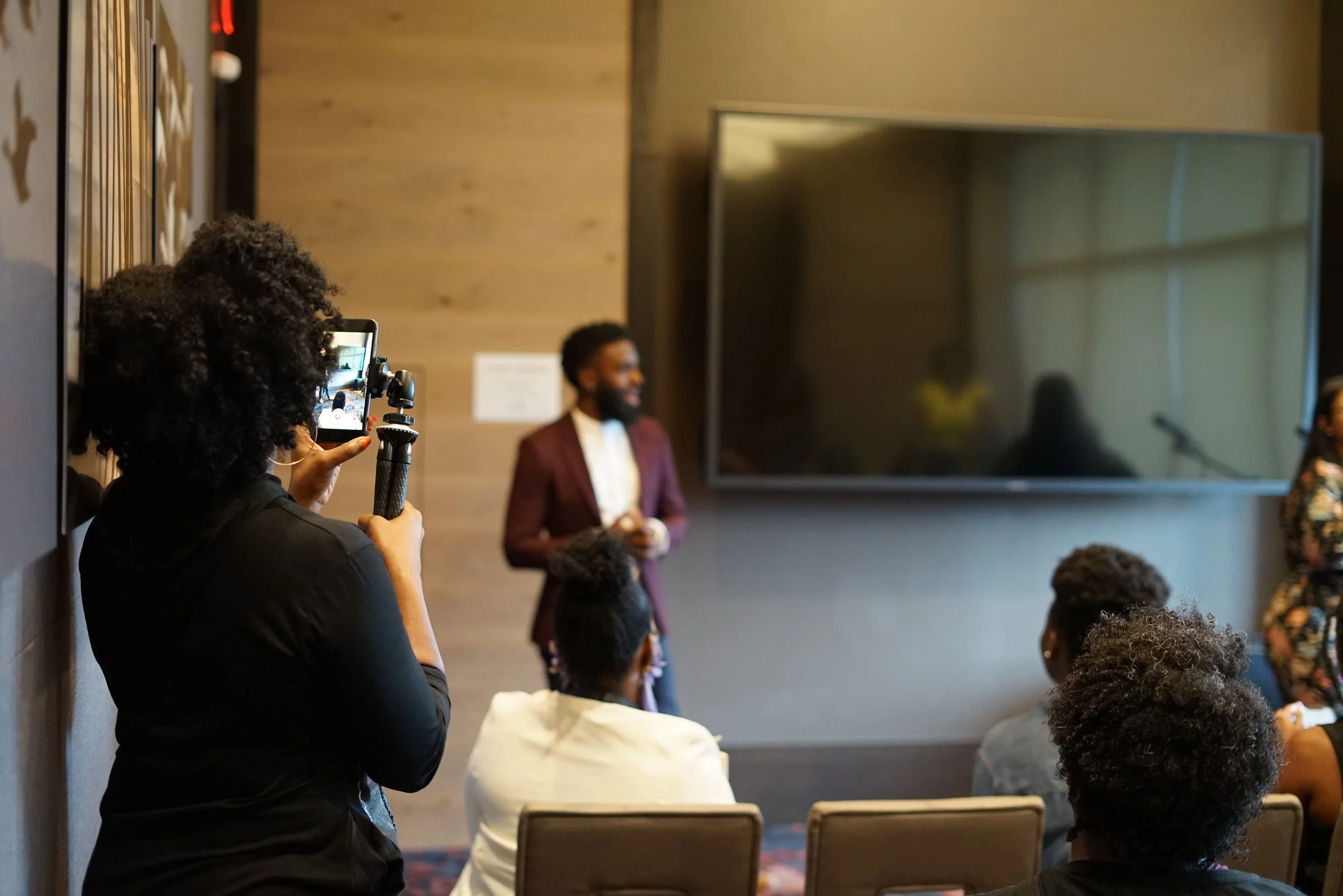 we capture real-time content