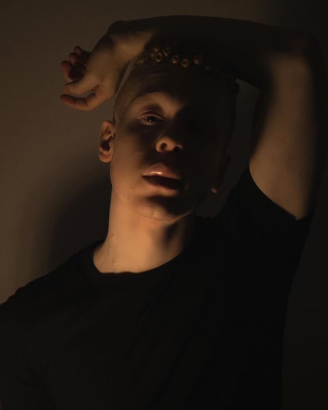 A strong man has the ability to be vulnerable ⁣
⁣
⁣
⁣
⁣
⁣
⁣
⁣
⁣
#vulnerable #portraits #selfportraits #nightphotos #vulnerablemen #love #photographer