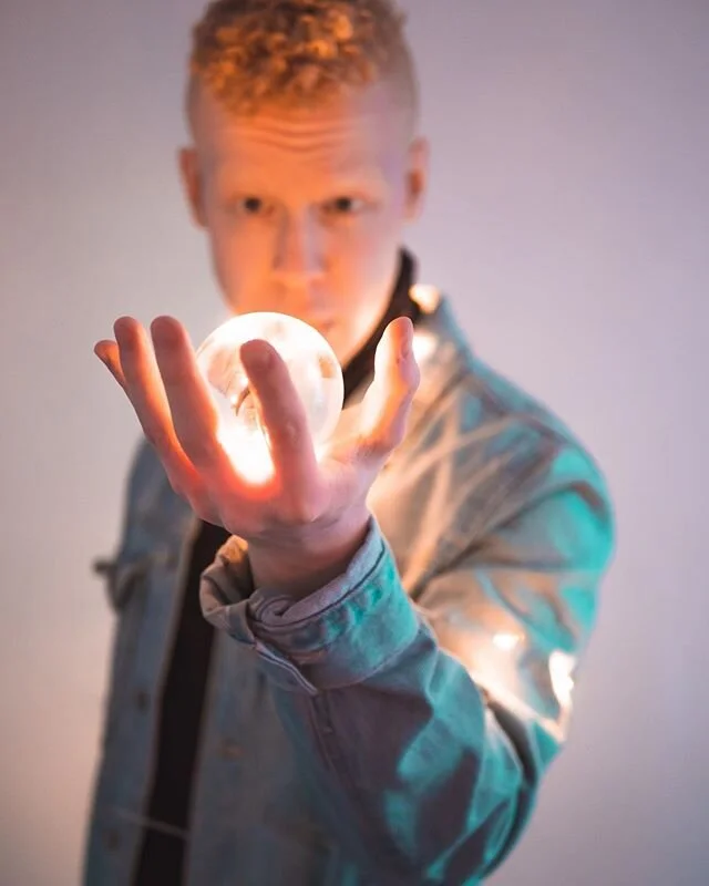 You&rsquo;re a wizard harry! ⁣
⁣
⁣
⁣
⁣
⁣
⁣
⁣
#selfquarantineart #selfportrait #selfportraits #portraits #nycphotographer #crystals #harrypotter #wizard