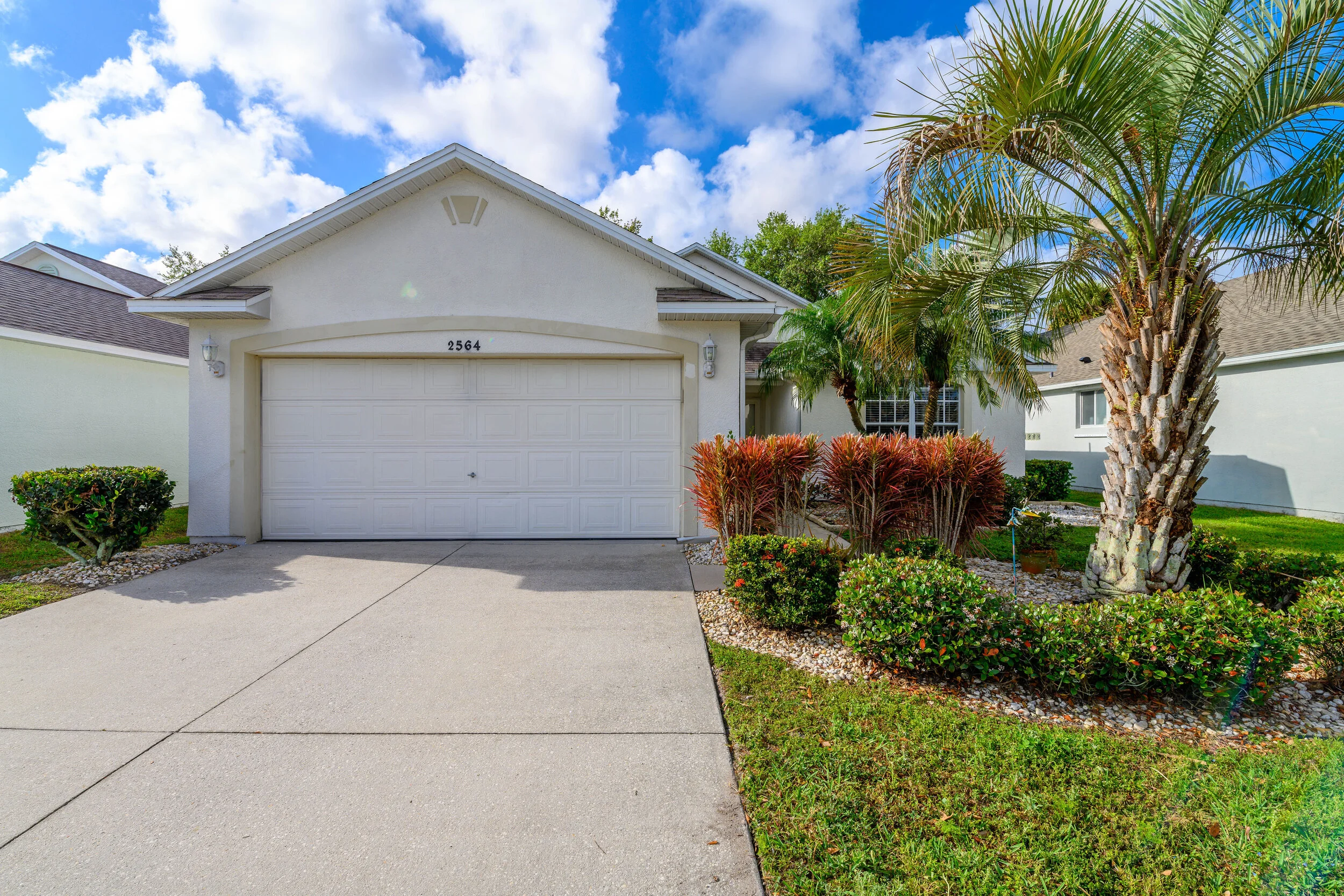 2564 Ventura Cir, West Melbourne, FL 32904