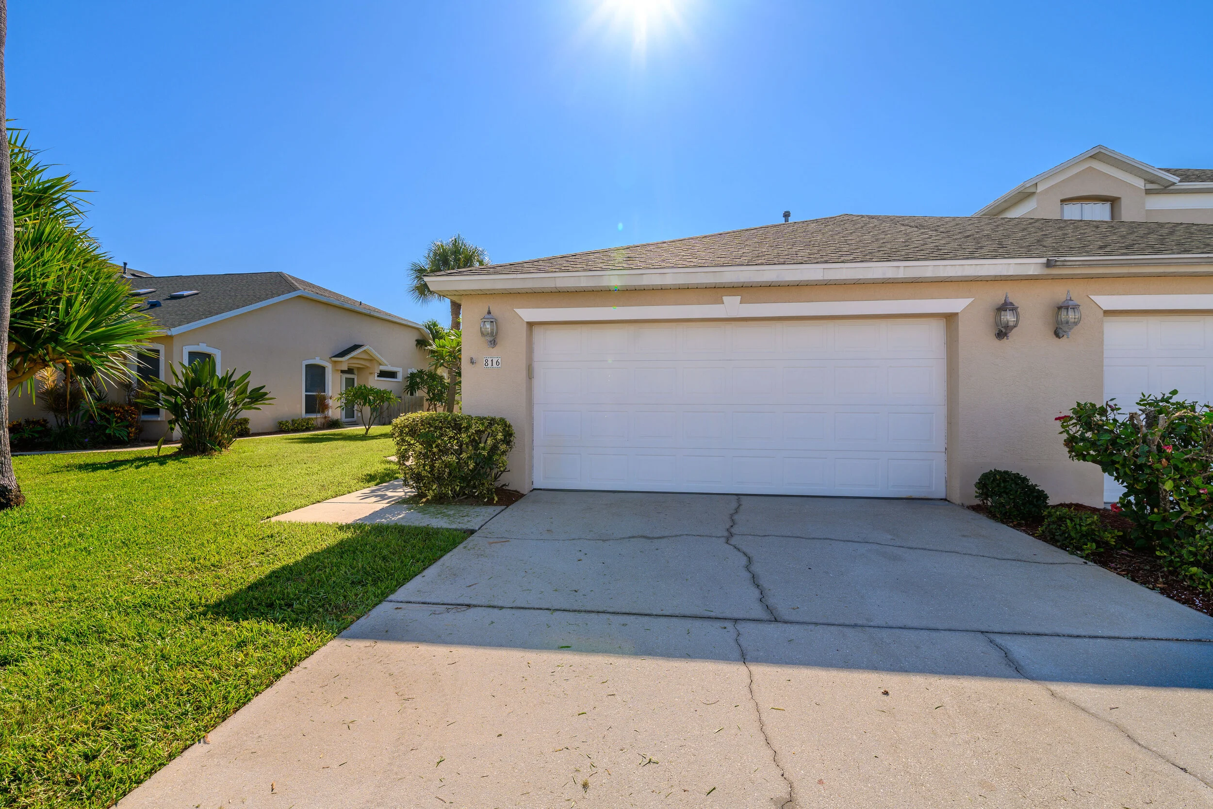 816 Veronica Ct, Indian Harbour Beach, FL 32937