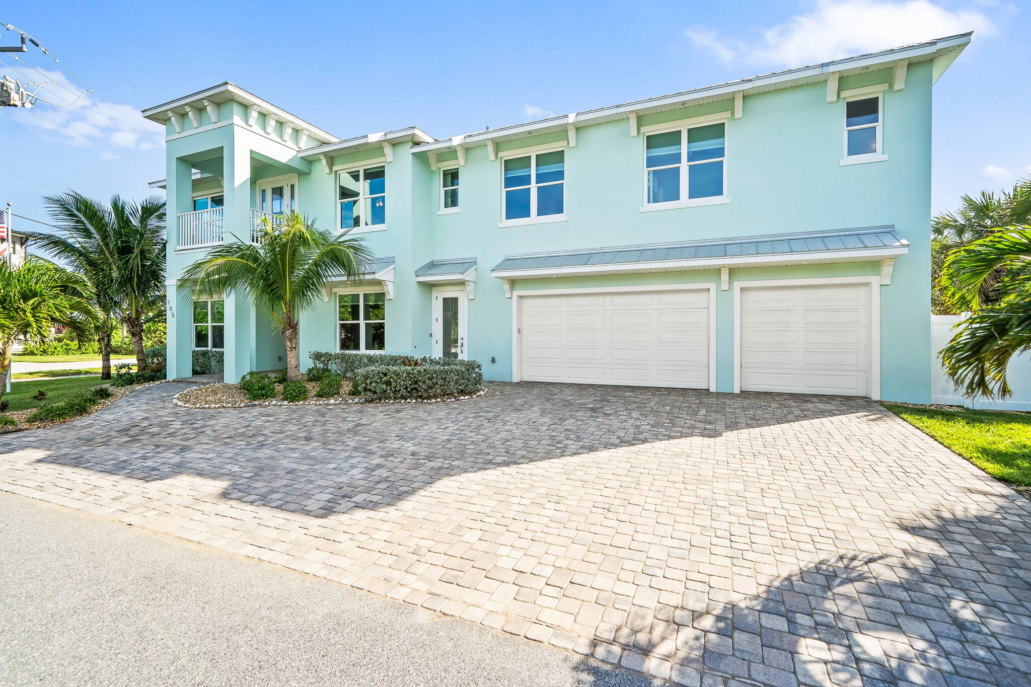 105 Sea Dunes Dr, Melbourne Beach, FL 32951