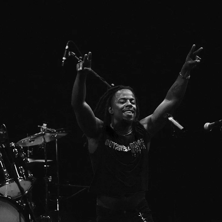 "Rizzo G.U.N. &amp; The Vybez" Live at Avon Theater!