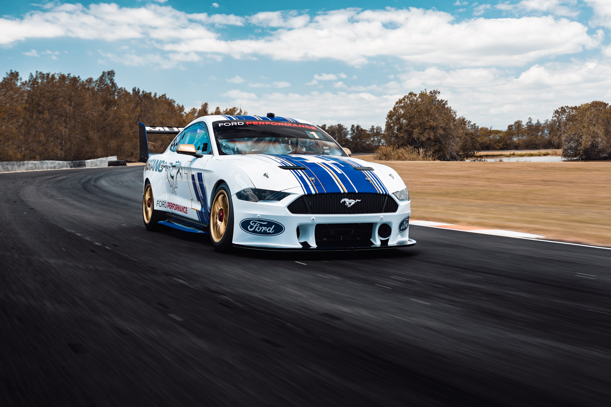  The Hero video on Ford owned channels reached over  1.3M users , viewed  over 450,000 times , with  25,000+ engagements .   Immediate rise in positive sentiment  for the brand following release and mentions of the Ford Performance brand on social me