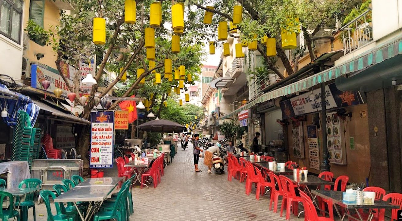 Calle de la comida Hanoi.jpg