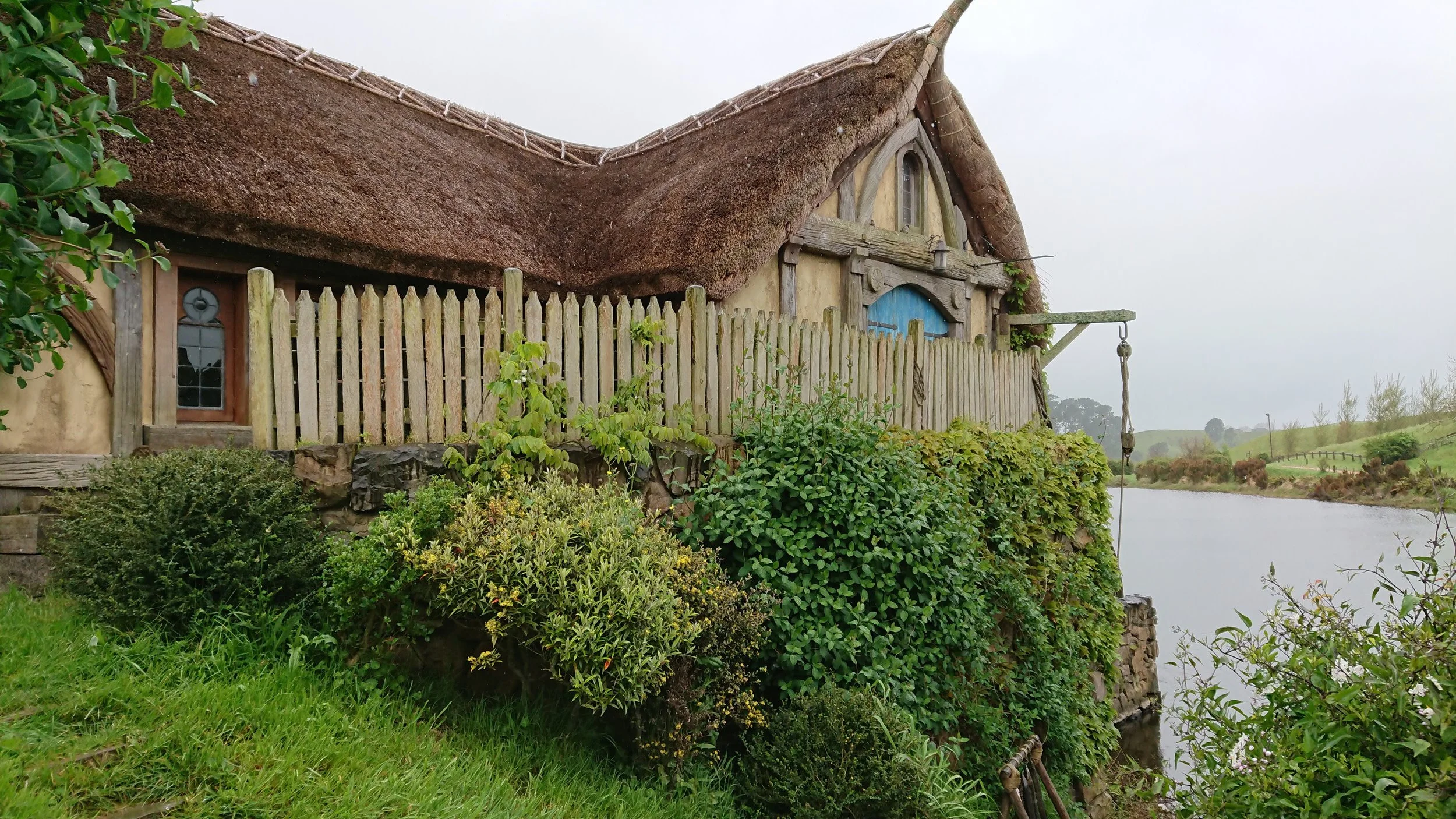hobbiton.jpg