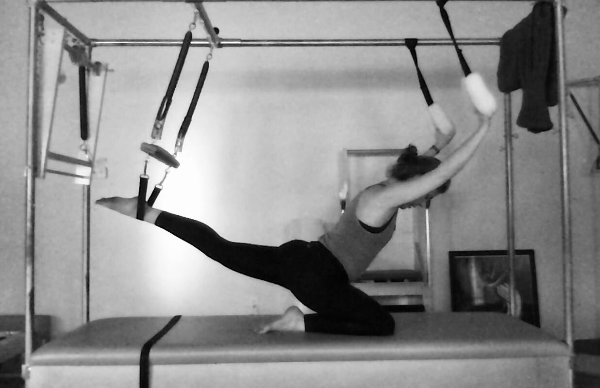 Nothing like a good hip stretch! Thanks @mejowigginpilates for snapping this pic during my private with her. #classicalpilates #pilates