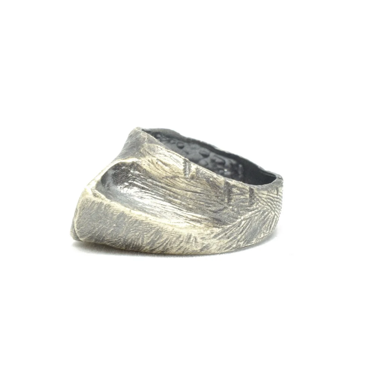 R29_Cone Ring_Noilence_3.jpg