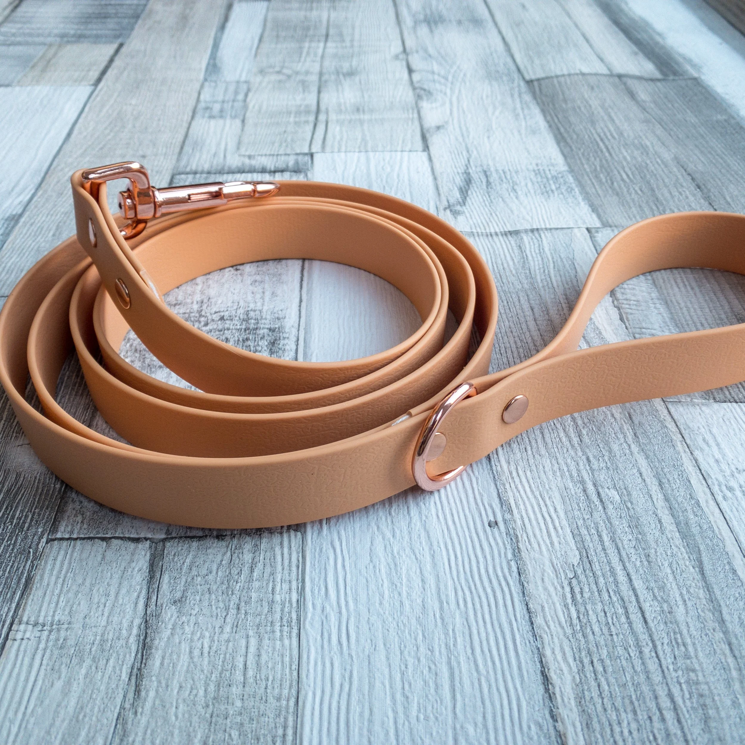 BIOTHANE® Peach Dog Lead, Waterproof Dog Lead, Vegan Leather Dog Lead, Wipe Clean, Durable
