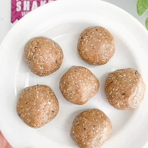 Vanilla Acai Energy Balls