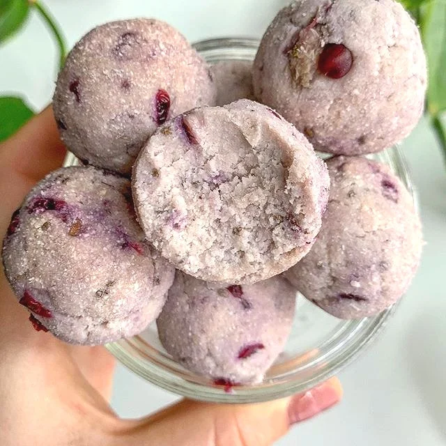 Blackberry Coconut Energy Balls