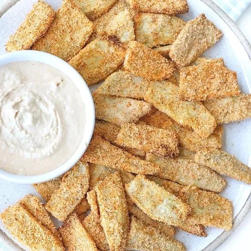 Seasoned Fries and Lemon Tahini Dipping Sauce