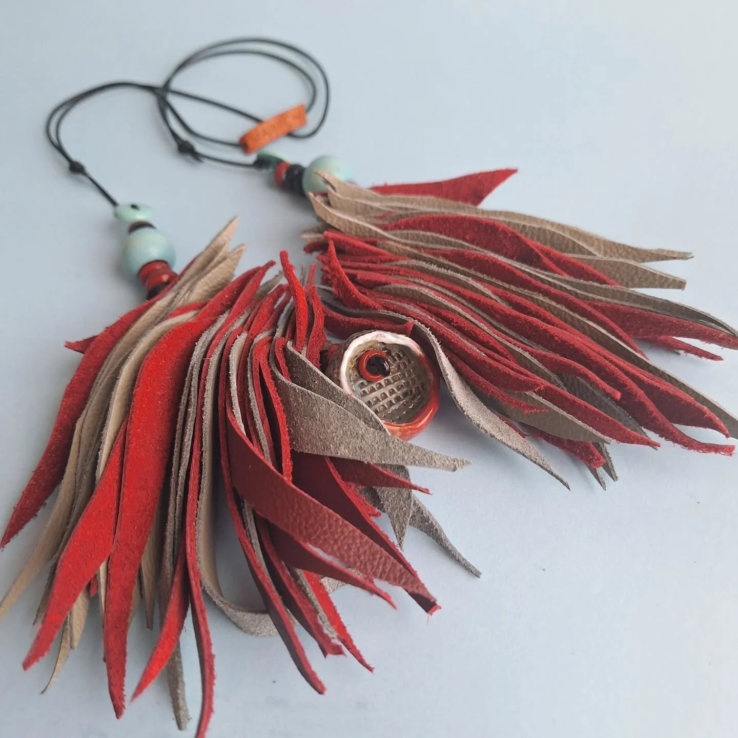 Handmade jewellery from repurposed materials.

Design intended for the everyday.

mainichi.com.au

(One off necklace with recycled leather, vintage and repurposed beads, handmade ceramic pendant)

#mainichi #madeinballarat #handmadejewellery #leather