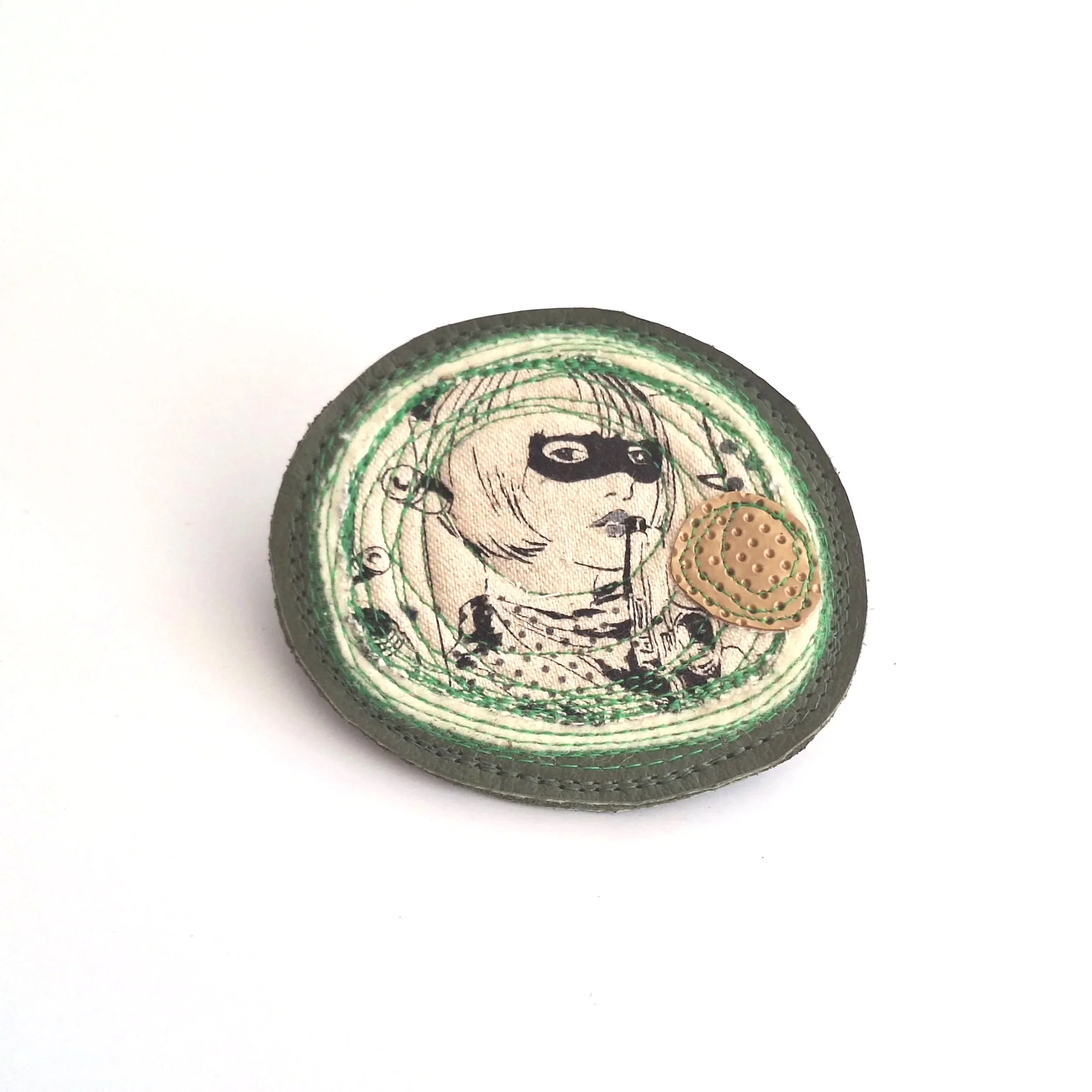 Mushi Manga Brooch | Green