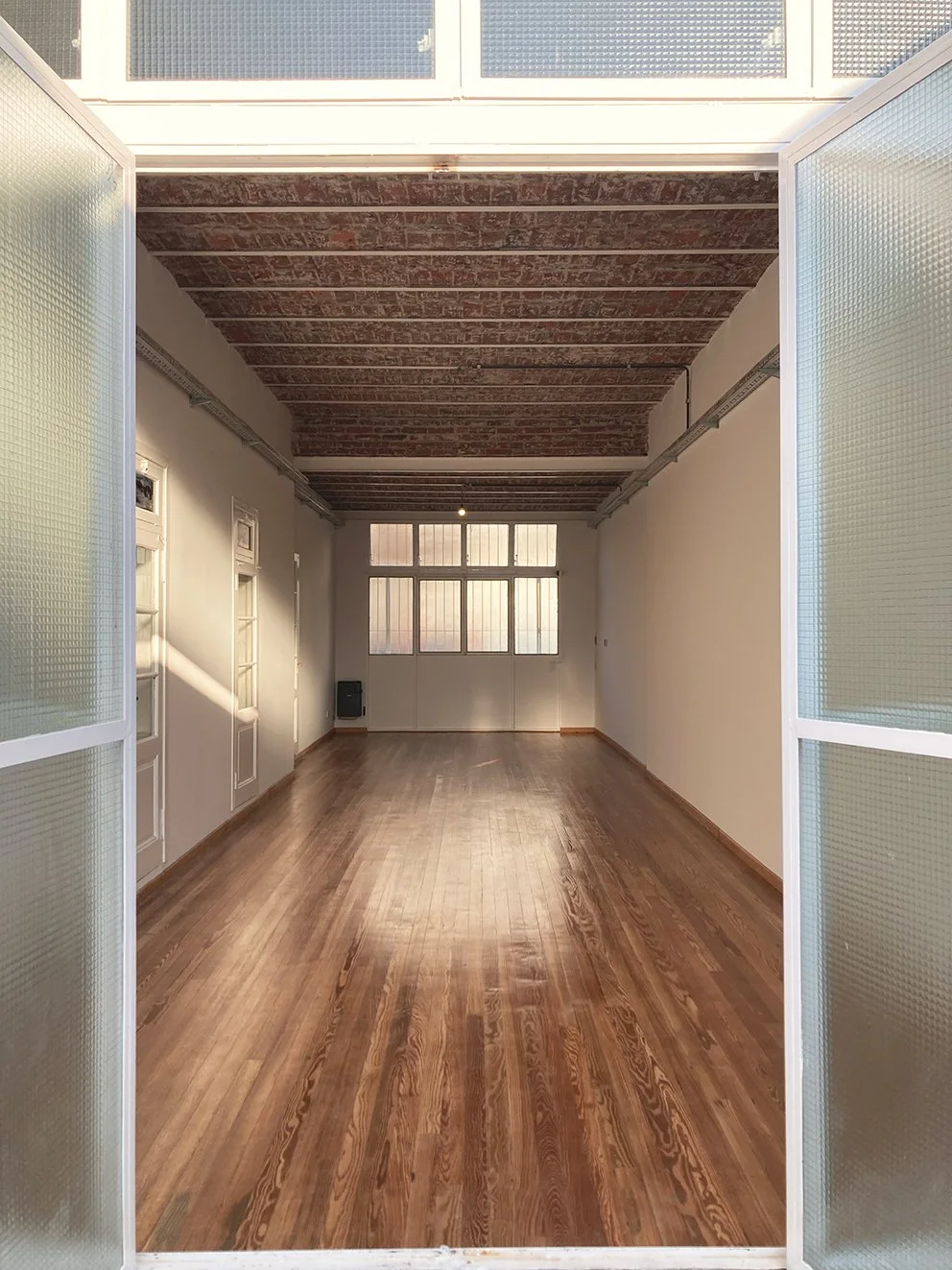 sala desde fuera.jpg